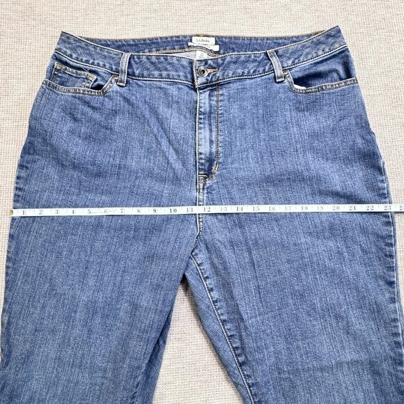 LL Bean Womens Size 18 Reg Blue Denim Classic Fit Jeans Straight Leg High Rise - Picture 9 of 13